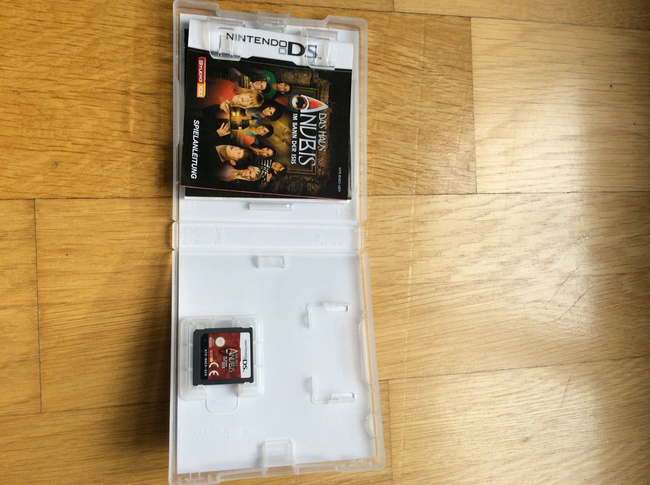 Das Haus Anubis Nintendo DS spiel Im Bann der Isis mit Beschreibung 