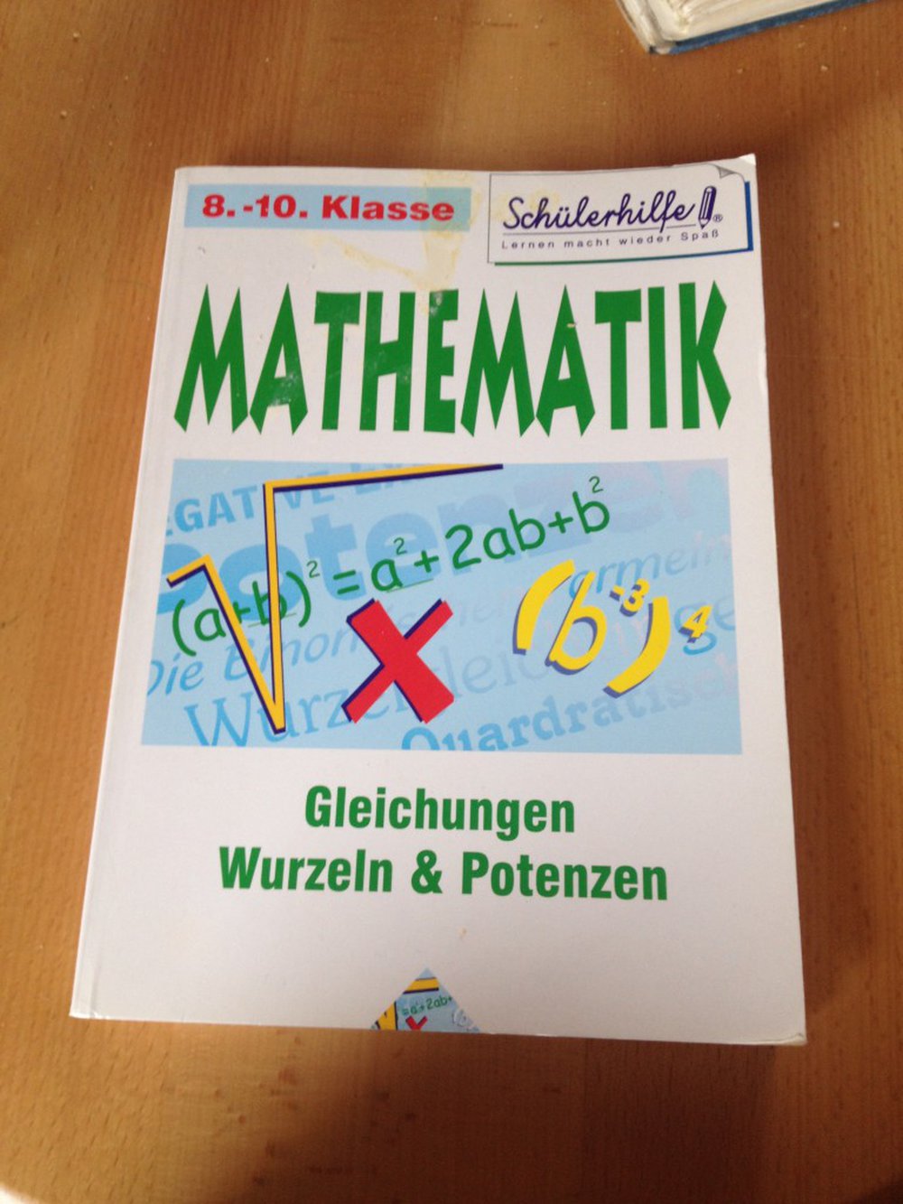 Mathematik: Gleichungen, Wurzeln & Potenzen