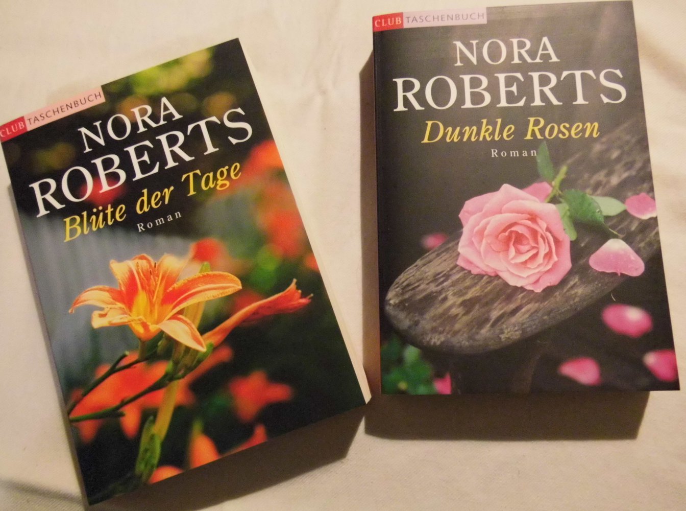 Nora Roberts - Blüte der Tage und Dunkle Rosen  *NEU*