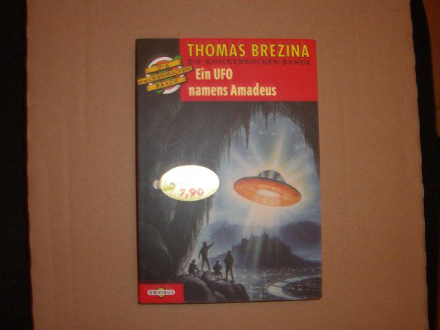 Buch  Jugendbuch ein Ufo namens Amadeus 