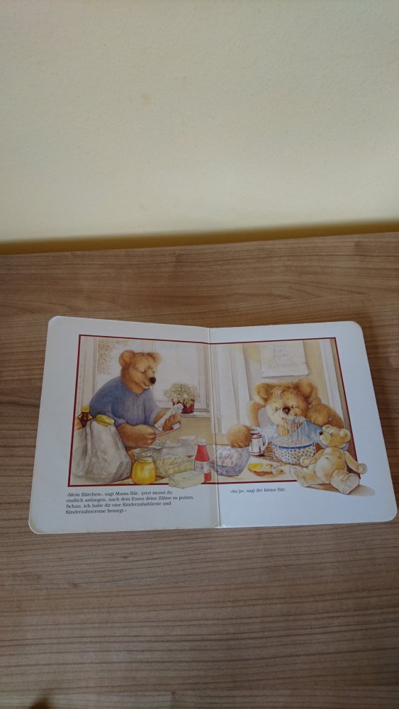 schönes kartoniertes Kinderbuch 