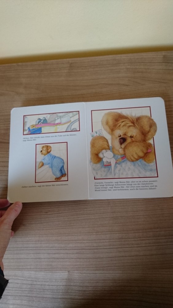 schönes kartoniertes Kinderbuch 