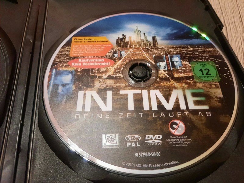 DVD 
