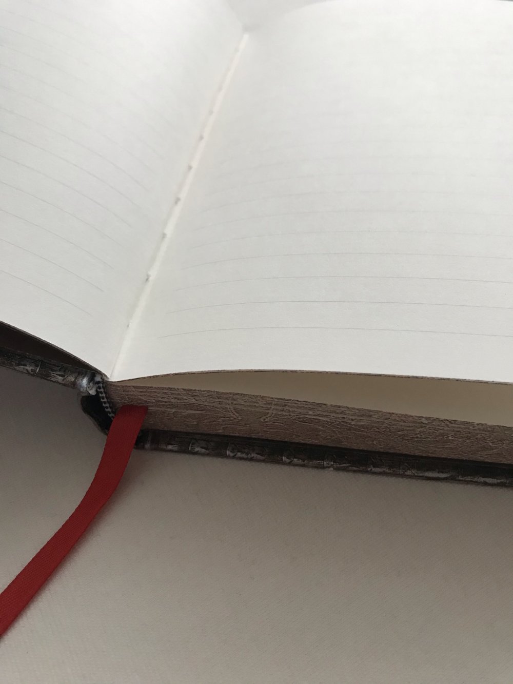 liniertes Notizbuch