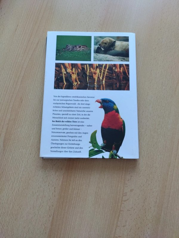   Im Reich der wilden Tiere 