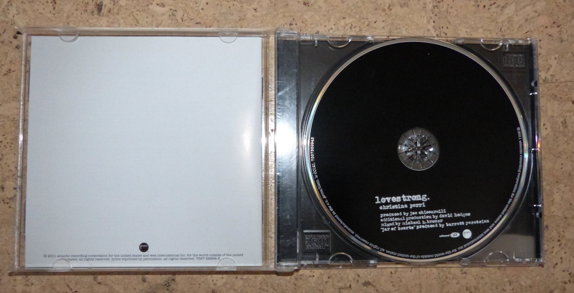 Album Lovestrong von Christina Perri, sehr guter Zustand