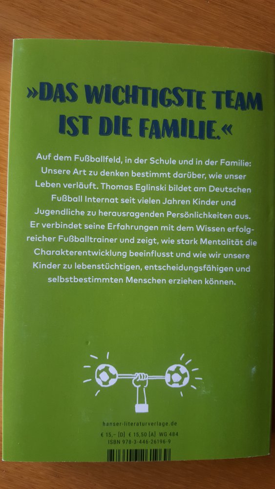 Am Ball bleiben.  Erziehung Motivation Teamgeist Ziele verfolgen. Psychologie Arbeit mit Kindern. Erziehung. Fachbuch Kinder Glücklich Fit ins Leben 