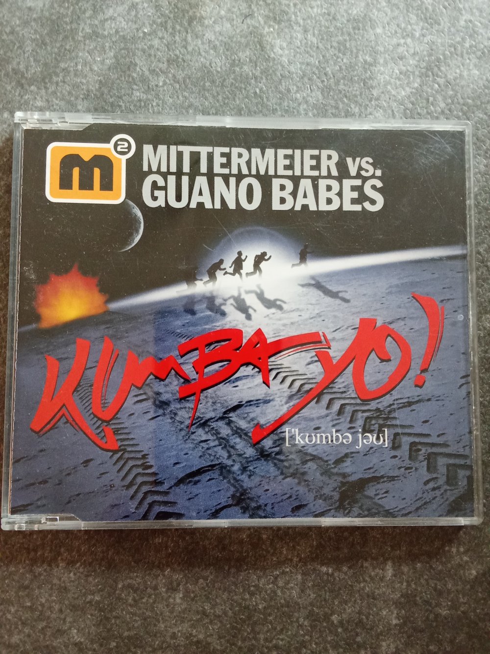 Maxi CD Mittermeier vs. Guano Babes