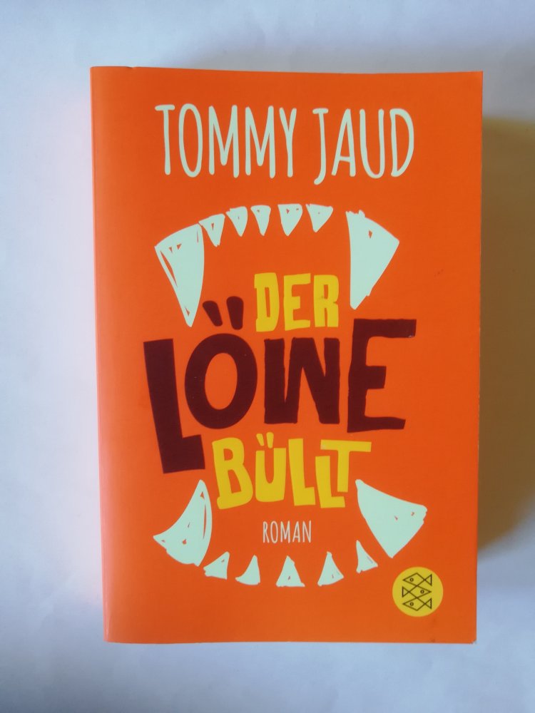 Der Löwe büllt