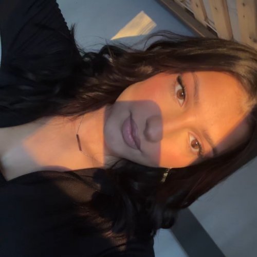 Larissa040506