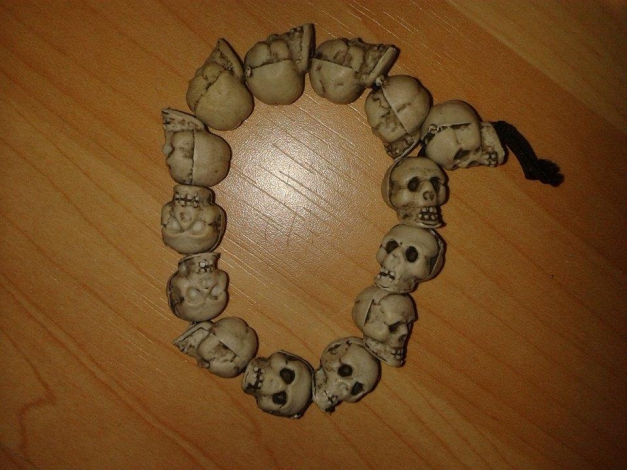 Armband Totenkopf