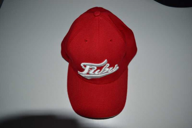Fubu Cap in Rot/Weiß