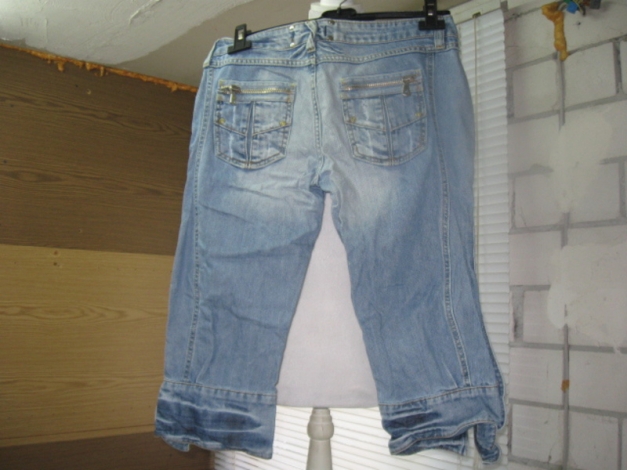 *** Wahnsinn ~ Capri ~ Jeans ~ Org.D&G *** 