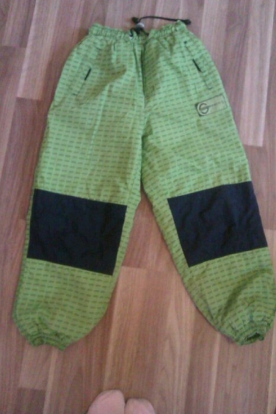 grüne Schneehose