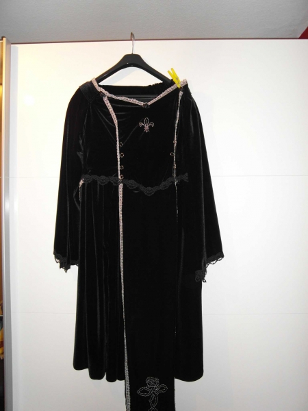 Samt Kleid
