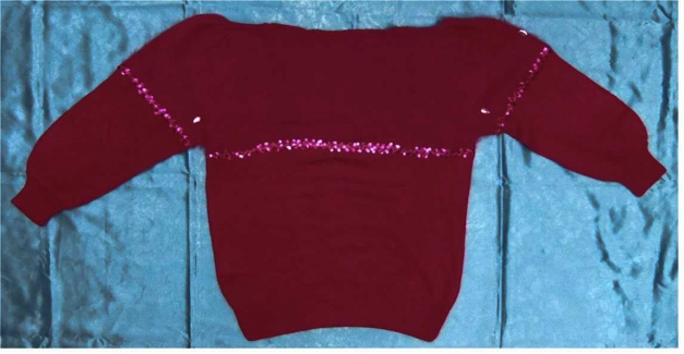 Pullover von Sixth Sense ( C&A ) mit Applikationen / Glitzerplättchen - lilarot - Größe 44/46