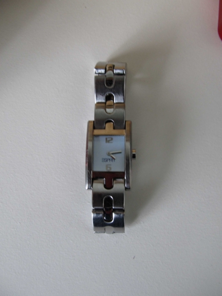 tolle Esprit Uhr