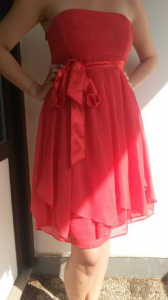 korallefarbenes Cocktailkleid von Esprit