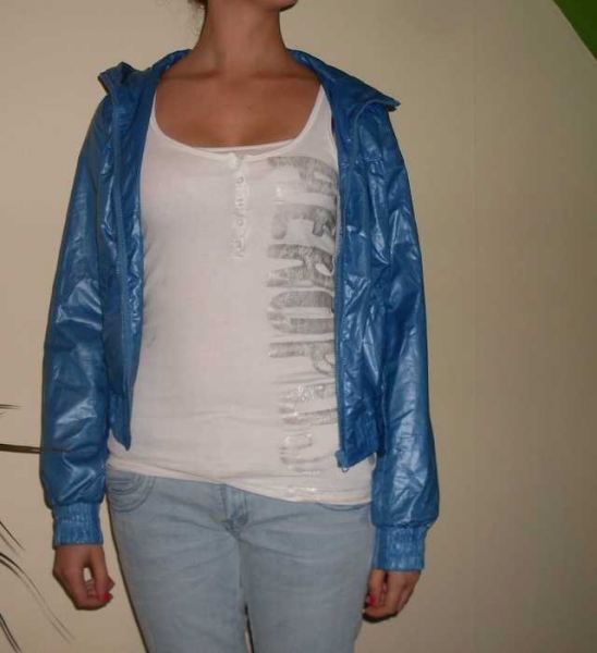 blaue Jacke