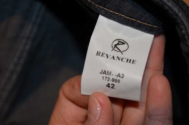 dunkelgraue Jeans