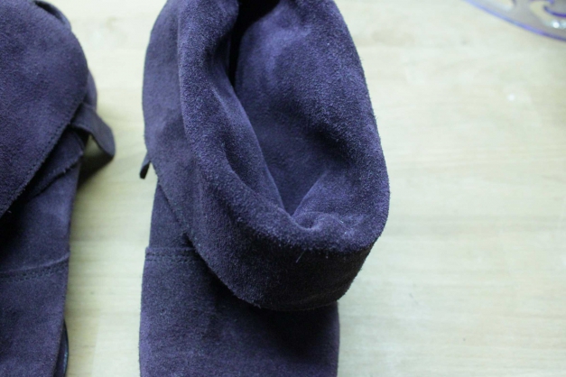 Lila Stiefeletten von Esprit