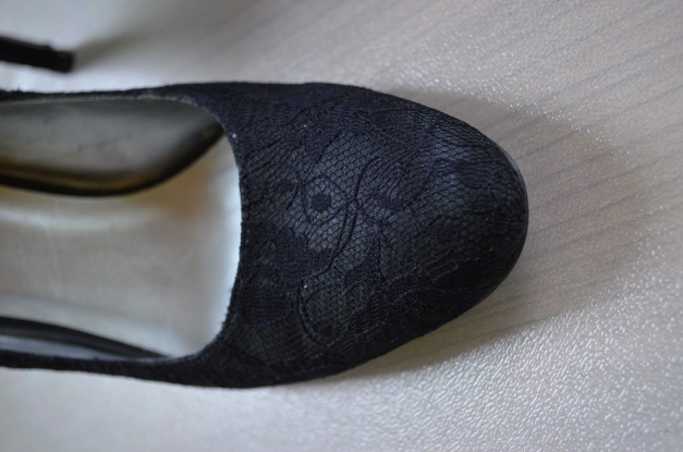 Schuhe mit Spitze