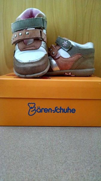 Süße Halbschuhe Gr. 22 für Mädchen