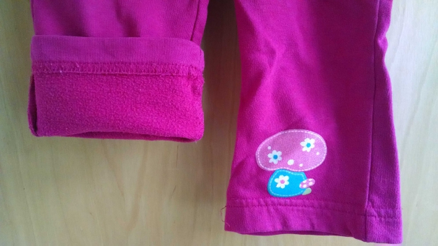 Bequeme, kuschelige Jogginghose Gr. 86