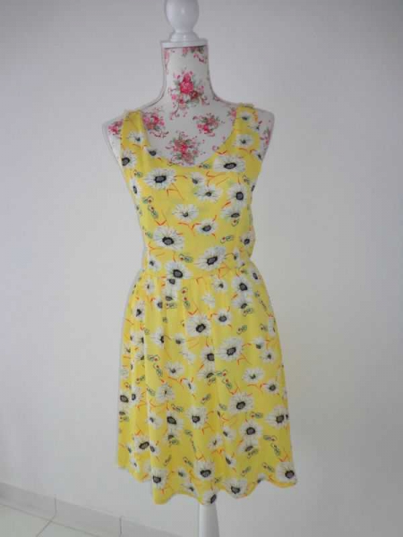 Danity Blumenkleid gelb Gr. L *neu*