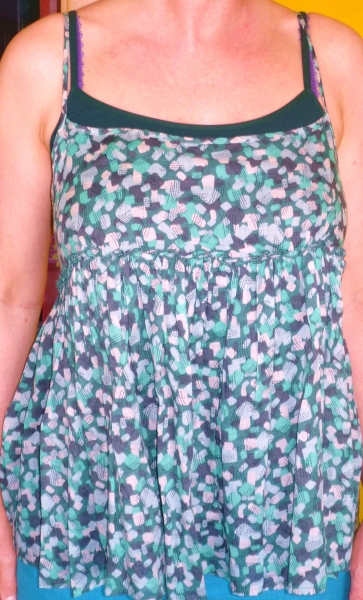 Grüngemusterte Bluse Gr. 38
