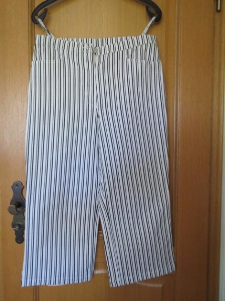7/8 Sommerhose,gestreift,schwarz-weiß,Neuwertig