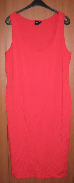 ASOS – Knielanges, figurbetontes Trägerkleid - Rot