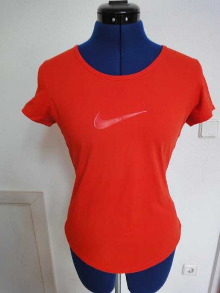 Nike Fit Sport-Tshirt Gr. S