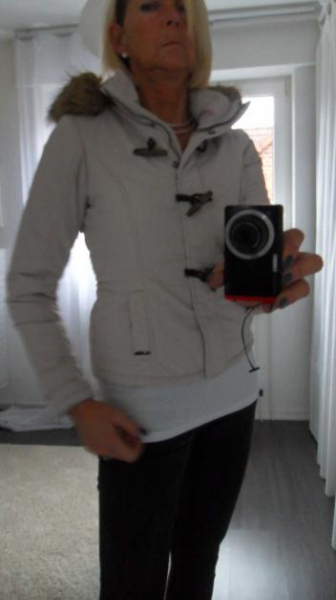 LTB - Winterjacke mitt Fell- Kapuze - M -