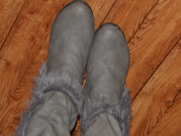 Echt toller grauer Stiefel Gr. 40 von Emilia