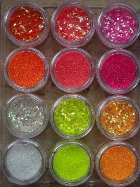 24 Nail Art Döschen   Glitter Puder und Hexagons   Neu!