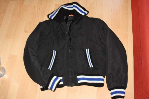 Fishbone Jacke, sehr warm, Gr. M, blaue & weiße Streifen