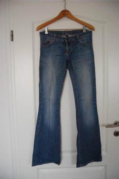 H&M  Jeanshose  Hose Trendi 