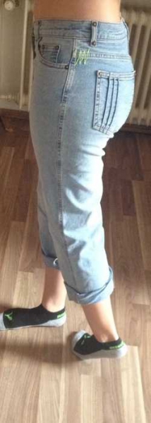 hellblaue 3/4 Jeans