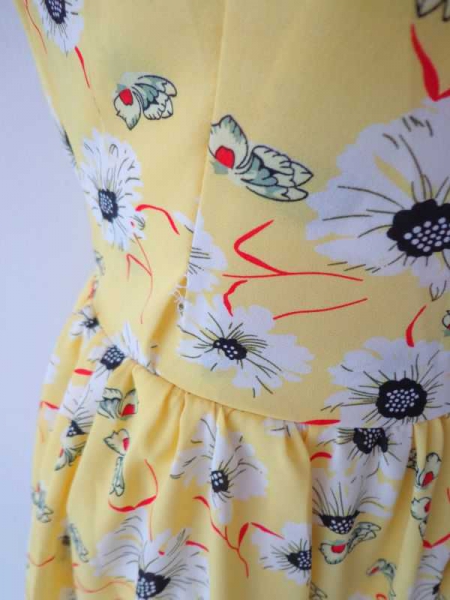 Danity Blumenkleid gelb Gr. L *neu*
