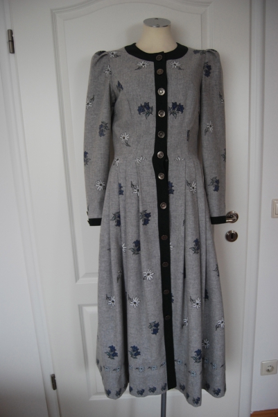 Tofana  Trachtenkleid   Design Kleidchen  Trendi