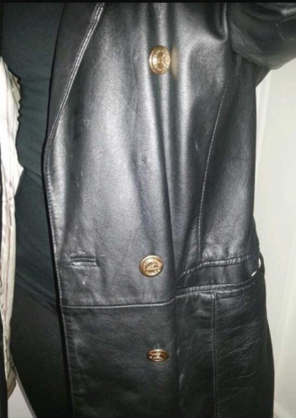 Vintage schwarzer Echtleder Blazer/halblanger Ledermantel mit goldfarbenen Knöpfen Gr. 38/S