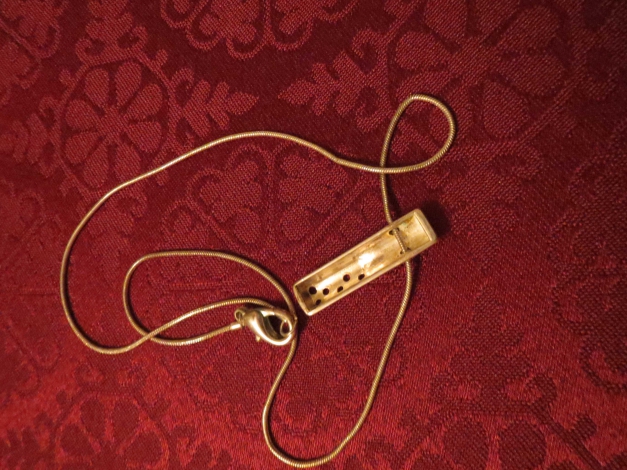 Kette mit Anhänger