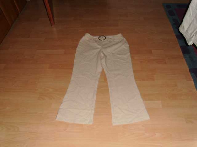 Hose, hellbeige mit Gürtel, Gr. 44/46 NEU