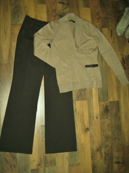 Pulli V-Ausschnitt mit Wolle Zero neu #Zero