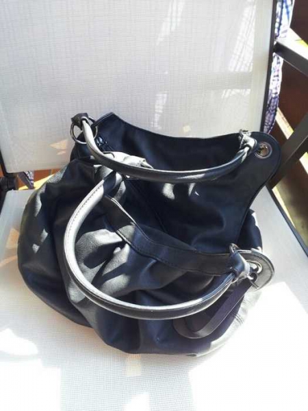 Handtasche