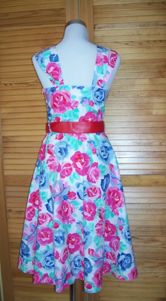 VINTAGE// Wadenlanges glockiges Trägerkleid mit Blumenprint (Nr. 3)
