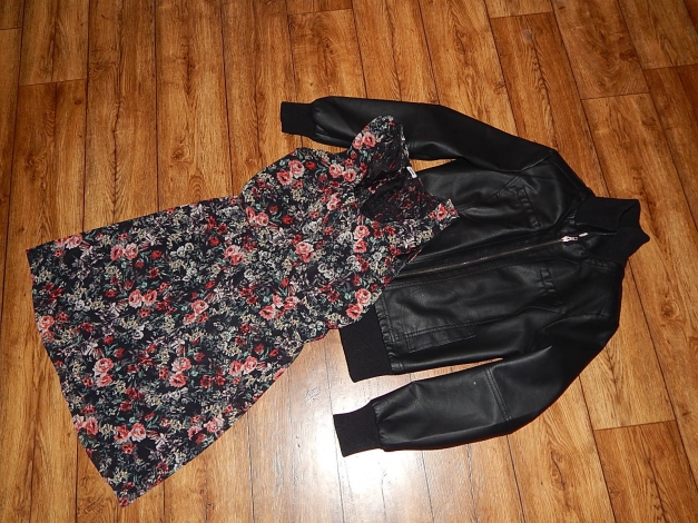 Süßes Blumenkleid wie Neu Gr. 42 von Pimkie