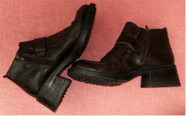 robuste Damen-Halbschuhe mit Schnallen - Größe 39 - in braun