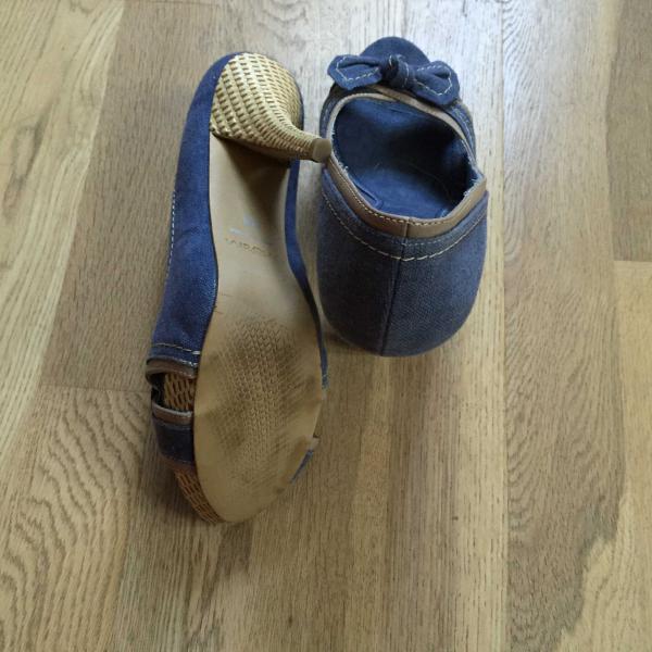 Mötivi Peep Toes